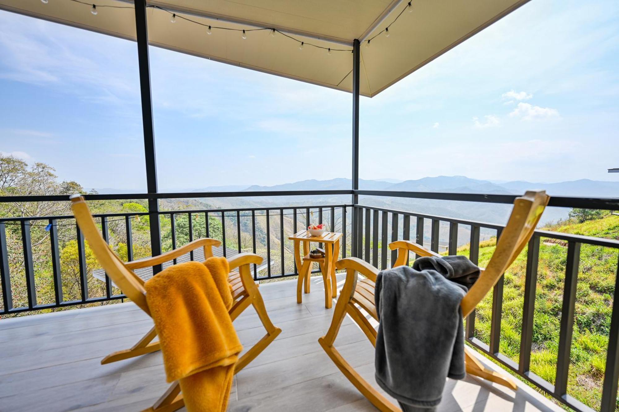 Nosara Hideaway 2 - Breakfast Included & Mountain View Cabins ニコヤ エクステリア 写真
